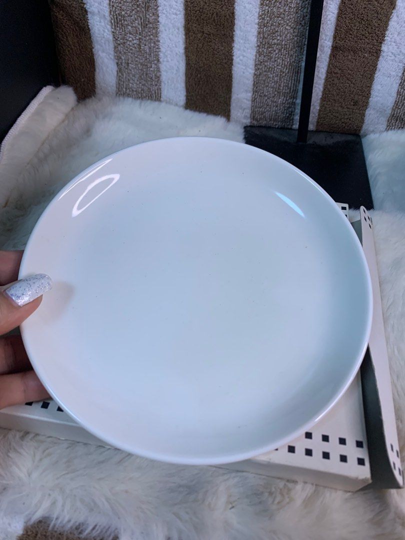 Nescafe medium plate (Category: Dinnerware & Cutlery) located in Cabanatuan. Submitted by mjluxxejapan (Listing ID 1304923316, Image 1). Description: No lp pls.approx 9” meas..