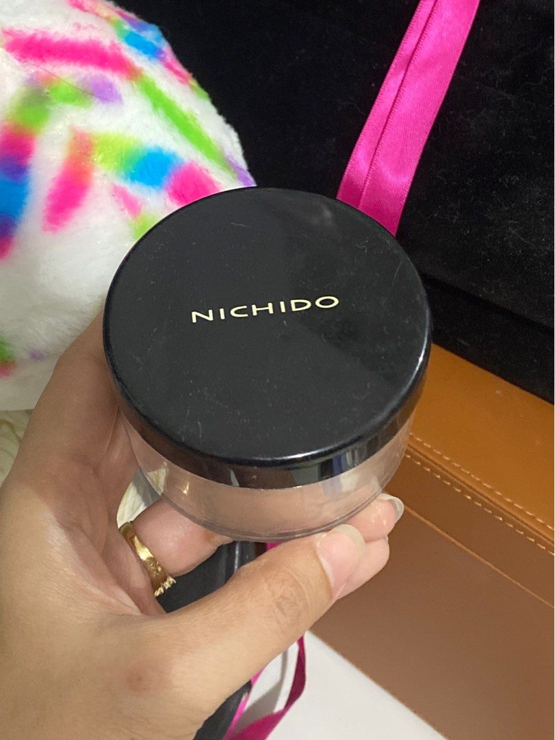 Nichido Bronzing Powder (Category: Makeup) located in Manila. Submitted by preloved_sophia (Listing ID 1304957956, Image 2). Description: .
