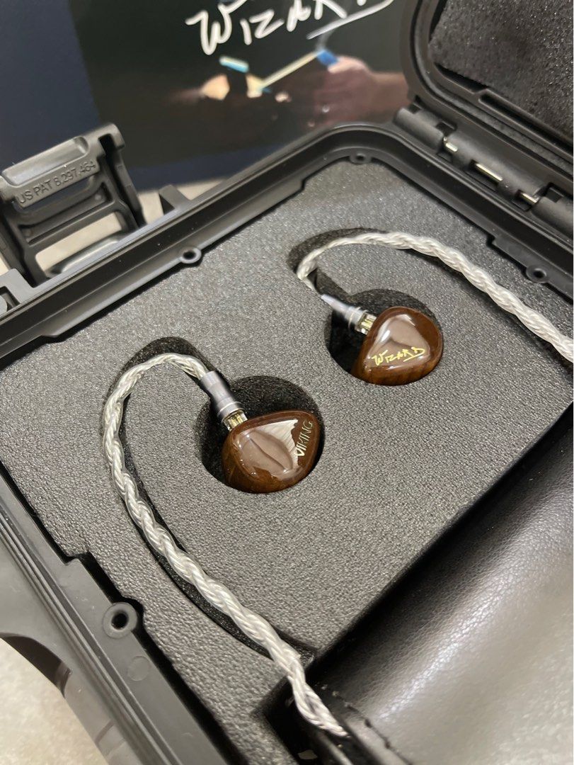 Noble Prestige Viking Raganar (Category: Earphones) located in Singapore. Submitted by easonmusic7 (Listing ID 1304801040, Image 1). Description: Like New full set .
