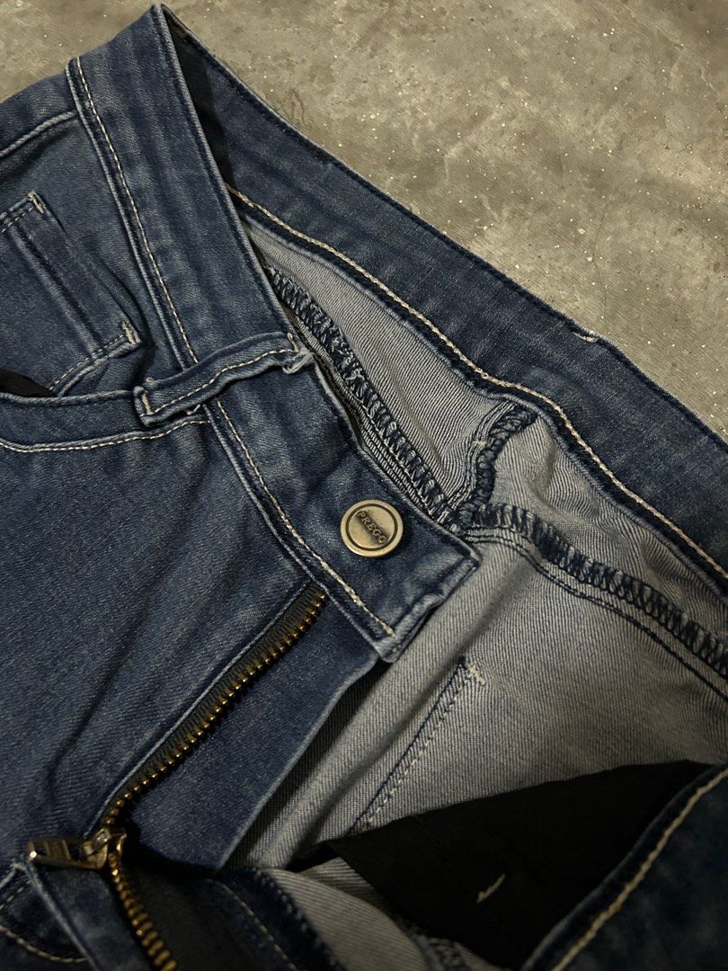 Prego Skinny Jeans (Category: Jeans) located in San Jose del Monte. Submitted by arbythings (Listing ID 1304837882, Image 2). Description: .