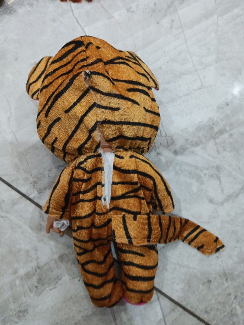 Preloved Cry Babies Talking Doll (Category: Interactive Toys) located in Imus. Submitted by abckidss (Listing ID 1304833455, Image 2). Description: still talks.