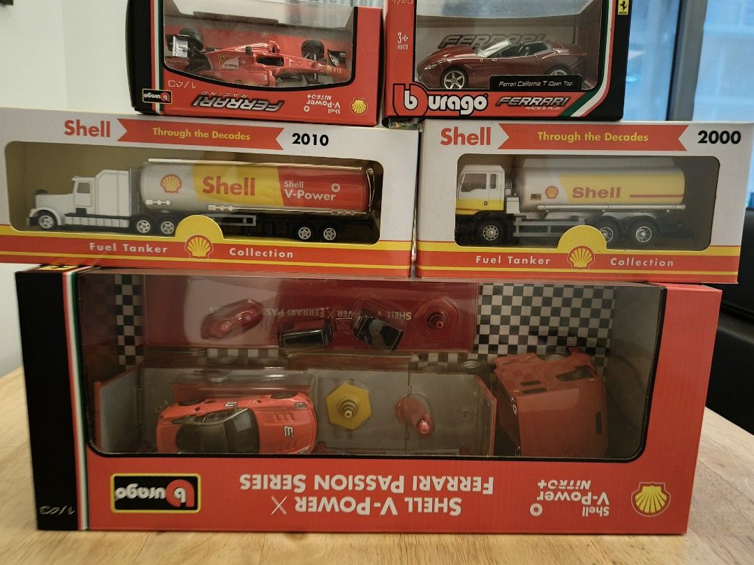 Shell V-Power Ferrari Series & Oil Tanker Set Burago, Hobbies & Toys ...