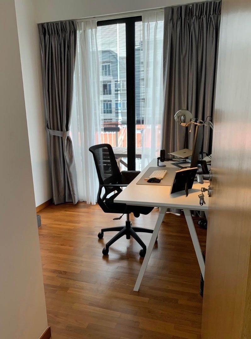 Study Table (Category: Tables & Sets) located in Singapore. Submitted by caroline089 (Listing ID 1304933158, Image 1). Description: Table top 148cm.