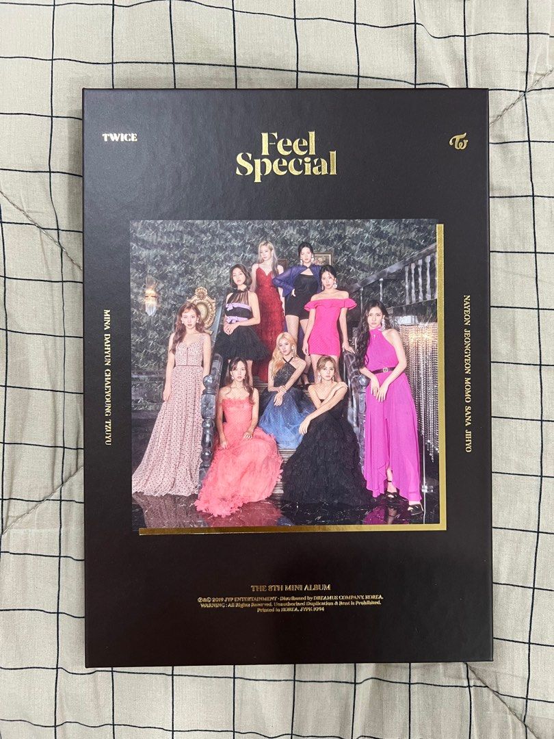 Twice Feel Special Albums B-C (Category: CDs & DVDs) located in Paranaque City. Submitted by justisean (Listing ID 1304875634, Image 1). Description: Twice Feel Special Albums from B-C Each for 500 Comes with complete set and CD Take all for 900 Negotiable.