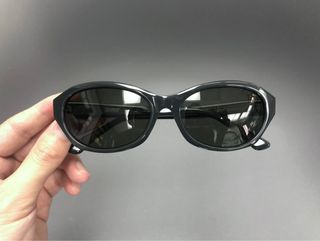 （分類：）位於 。 由 yennnnli 提交（商品編號 1304806653，圖片 1）。簡介： 。