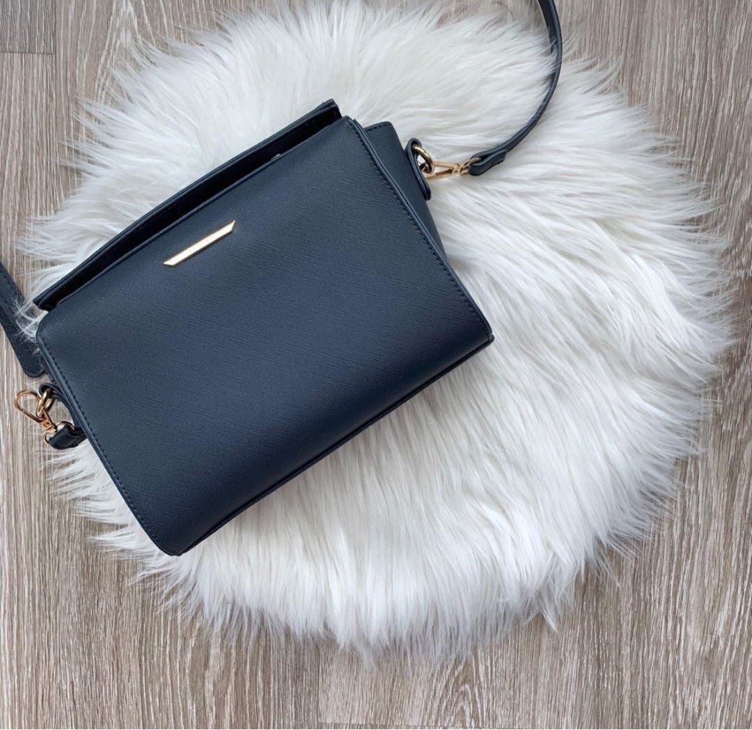 Vincci Sling Bag Women s Fashion Bags Wallets Shoulder Bags on Carousell