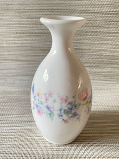 Wedgwood Angela Vintage Bone China Bud Vase