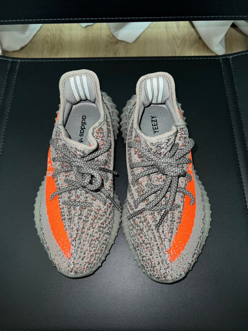 YEEZY BOOST 350 V2 BELUGA REFLECTIVE 4.5 UK size 5 US