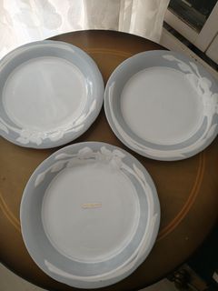 YSL Dinner Plates, 10inches, good as new