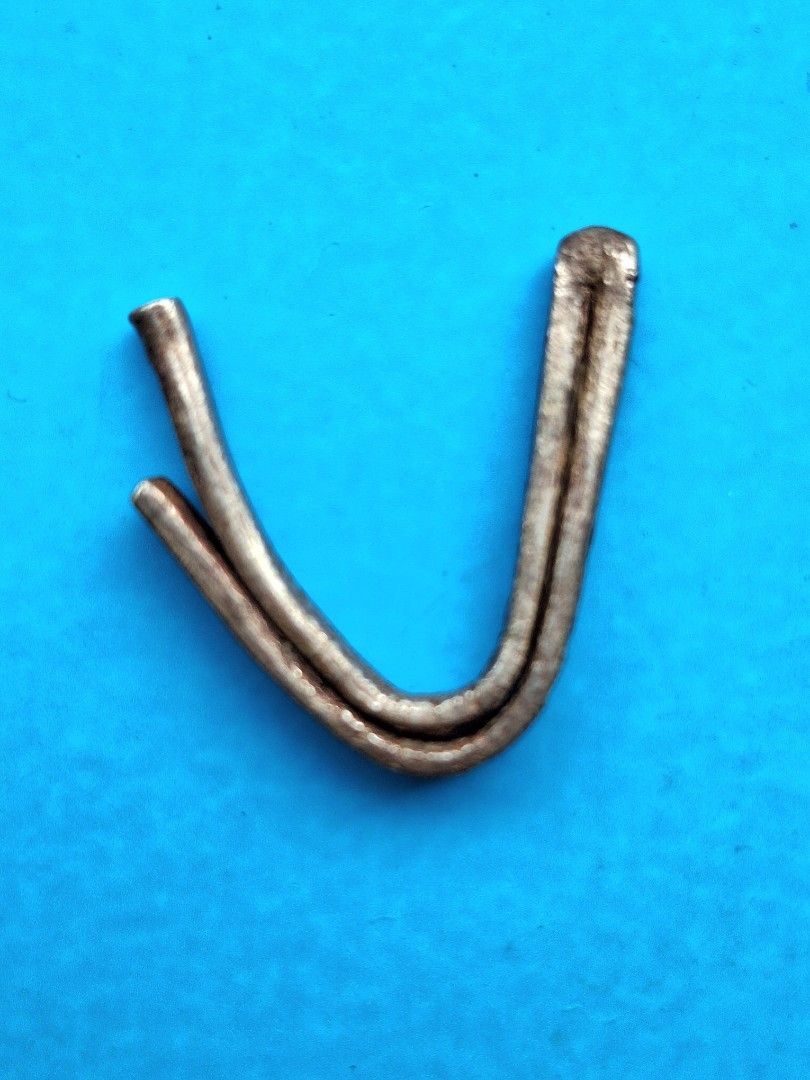 ceylon fish hook money 1500s-1700s, Ceylon (Portuguese Period). Silver Larin Unit/Coin. Fish-Hook  Money, Toys & Collectibles, Memorabilia & Antiques, Currency on Carousell