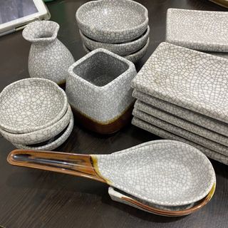 20 pc Ceramic Japanese Dining Set
