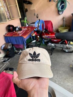 Adidas trefoil hat