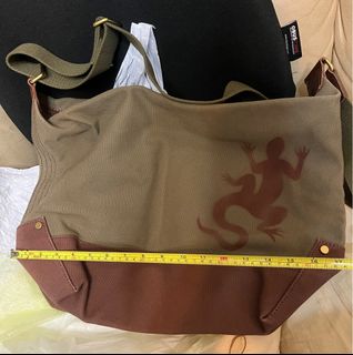 （分類：）位於 。 由 bold.george 提交（商品編號 1305115686，圖片 1）。簡介： 。
