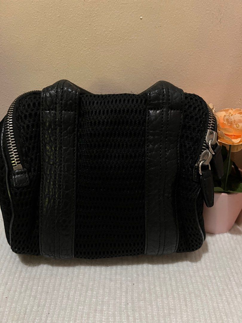 Alexander Wang Rocco Bag (Category: Luxury Bags & Wallets) located in Manila. Submitted by online_sari_sari (Listing ID 1304964797, Image 2). Description: 💯authentic Open for offers 😍.