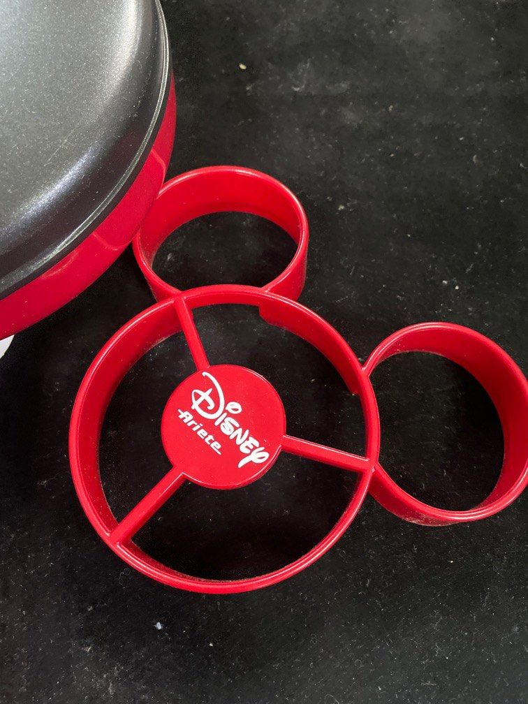 Ariete Disney Crepe Maker Heavy Duty (Category: Other Kitchen Appliances) located in Pasay City. Submitted by meostore (Listing ID 1305041662, Image 3). Description: Heavy Duty Quality Premium Feels 220v ready to use.