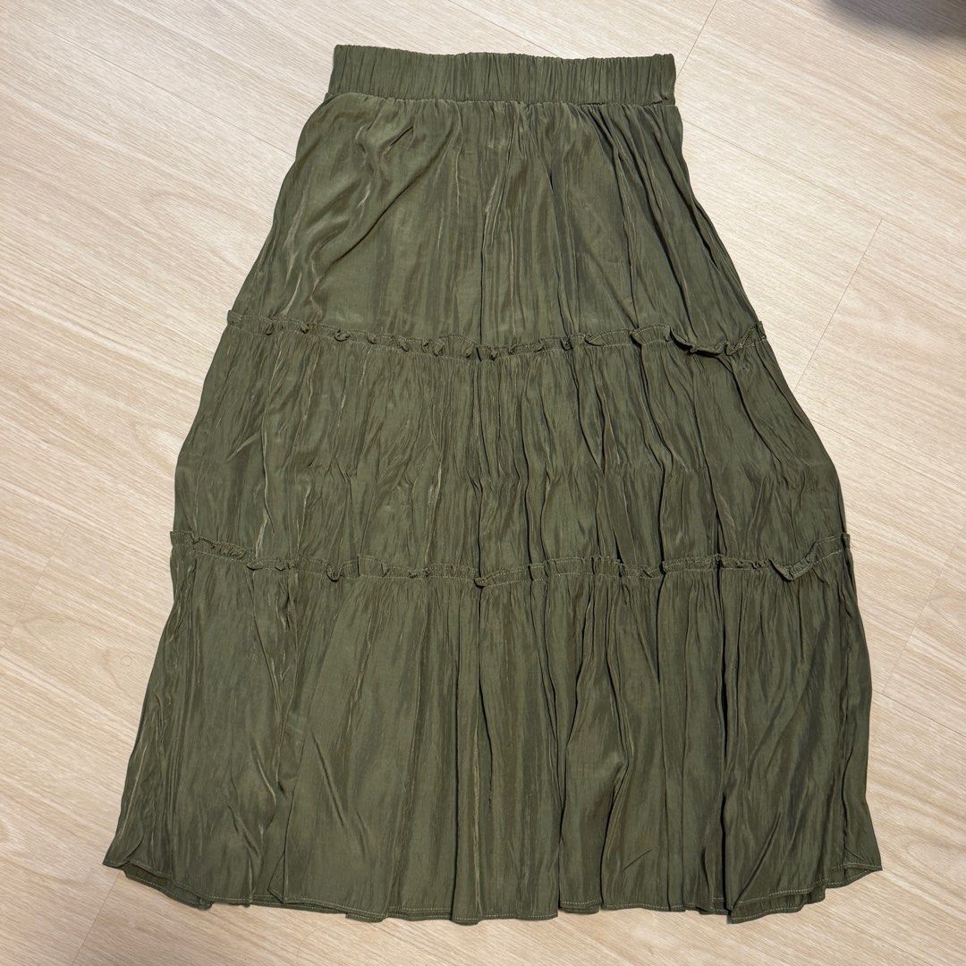 Green flowy midi skirt sale