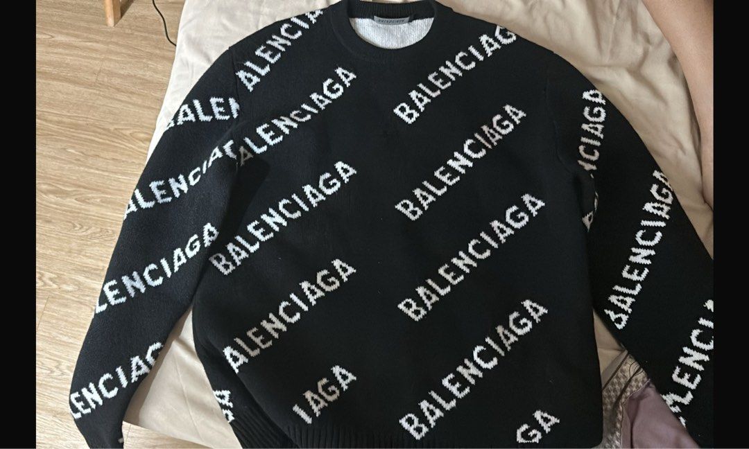 Balenciaga all over logo sweater store
