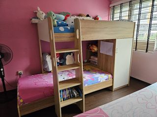 (Category: ) located in . Submitted by catsinhui (Listing ID 1305053657, Image 1). Description: .