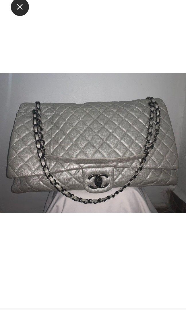 Chanel jumbo XXL travel bag 45