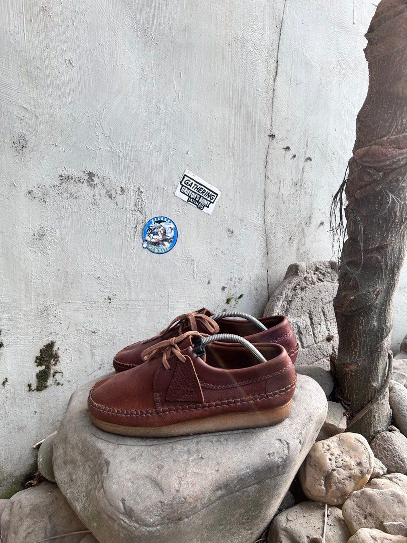 Clarks Wallabe Weaver Tan Leather Fesyen Pria Sepatu Sneakers di Carousell