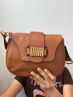 (Kategori: ) berada di . Dikirim oleh declutterwithcoco (ID iklan 1305001682, Gambar 1). Deskripsi: .
