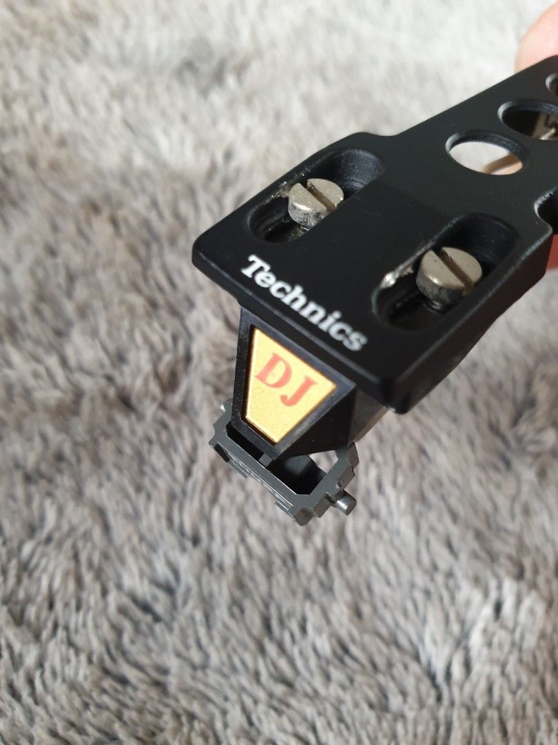 DJ Cartridge with Shure Stylus (Category: Portable Music Players) located in Manila. Submitted by racz03 (Listing ID 1304994808, Image 2). Description: DJ Cartridge with Technics Headshell & Shure Stylus. Model: EPC-U1200 DJ Cartridge. Excellent Working Condition...