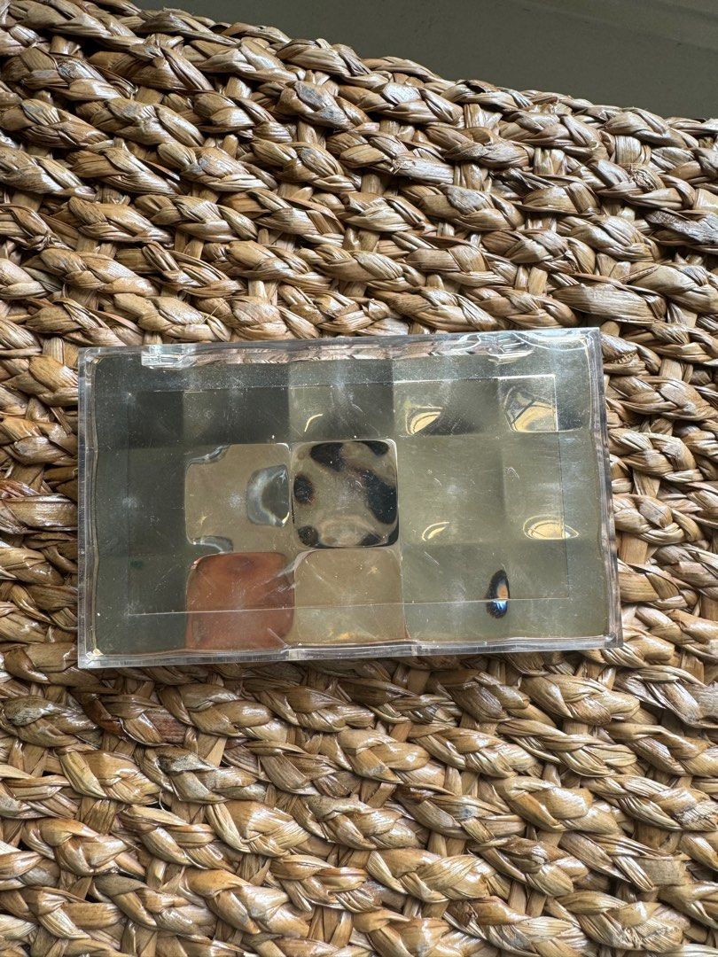 Estee Lauder Palette (Category: Makeup) located in Manila. Submitted by pormada (Listing ID 1305009912, Image 2). Description: 100% authentic Swatch only What you see is what you get.