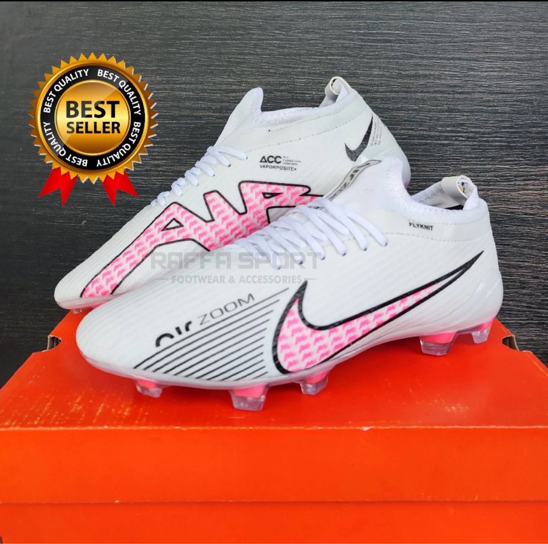 Ultimate frisbee cleats outlet