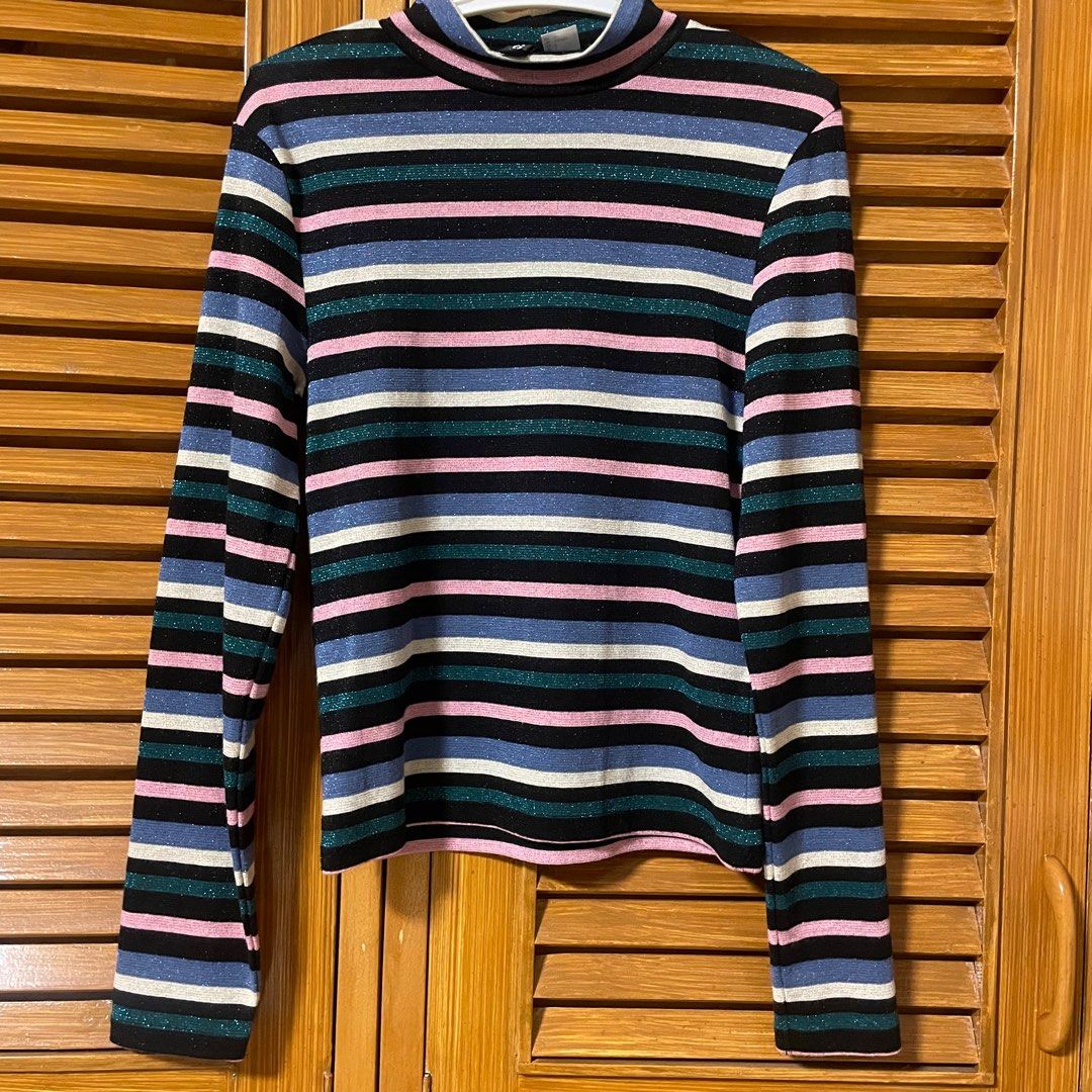 h&m retro striped turtleneck (Category: Longsleeves) located in Las Pinas. Submitted by anitza (Listing ID 1305015520, Image 2). Description: — very good quality and very cute hehe — s-m — rfs: i don't reach out to her now 😥.