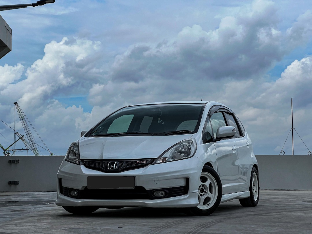 (Category: ) located in . Submitted by carquestsg (Listing ID 1290603218, Image 1). Description: .