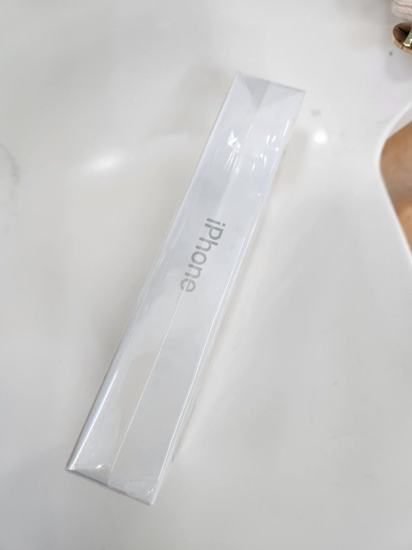 Iphone 15 Pro 256gb White Titanium (Category: iPhone 15 Series) located in San Juan City. Submitted by tanexsulla42 (Listing ID 1305039934, Image 3). Description: * Buy & Sell Cellphone * Brandnew Or 2ndhand * We accept trade in * Credit card / Home Credit * We do Shipping tro Lbc out side Manila * We do Meet ups / Delivery "Fallow & Like" * Fb page: Ashley & Lyn * For More Info.