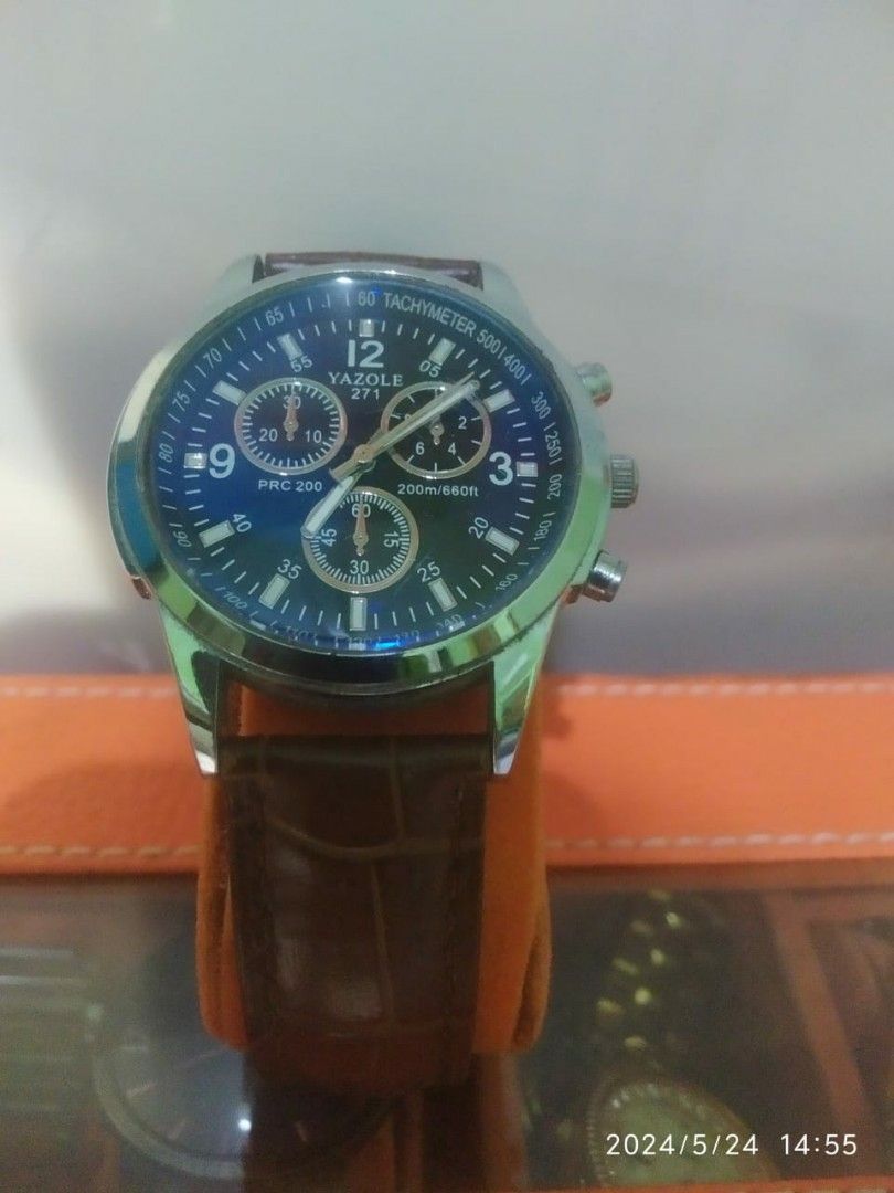 Jam tangan pria merk Yazole 271