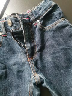 (Category: ) located in . Submitted by 3charms (Listing ID 1305008205, Image 1). Description: .