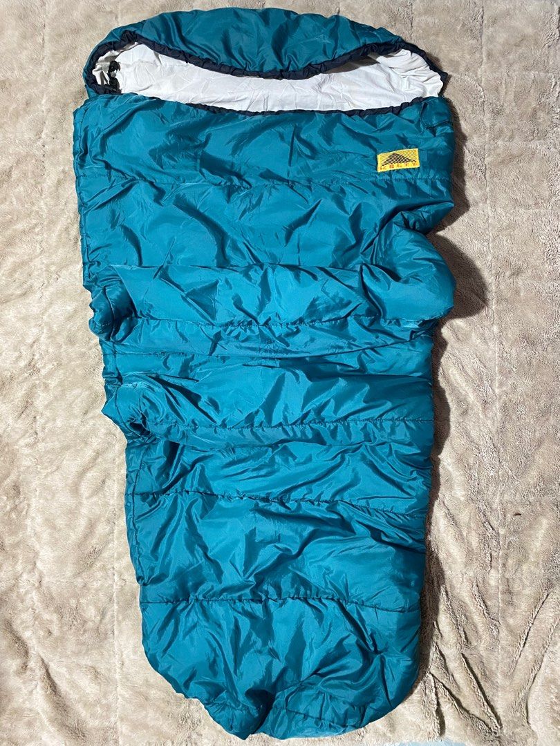 KELTY SLEEPING BAG (Category: Hiking & Camping) located in La Trinidad. Submitted by snowsnow_18 (Listing ID 1304992148, Image 1). Description: KELTY TAPERED SLEEPING BAG 32x80 like new condition needs wash only para sa hndi natutuloy na camping nyo eto na bili kana muna kasi sleeping bag 🙈 P1,800 🏕.