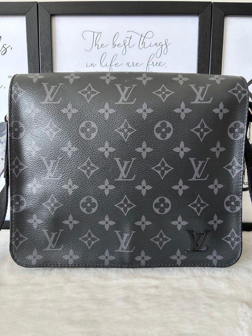L V District PM Bag (Category: Luxury Bags & Wallets) located in Manila. Submitted by bagislifeshop (Listing ID 1305105247, Image 2). Description: ☑️Available in Pampanga ✅Date code: CA3118 ✅Condition: 8.8/10 ✅Material: Monogram eclipse coated canvas leather ✅Inclusions: Replacement dustbag .