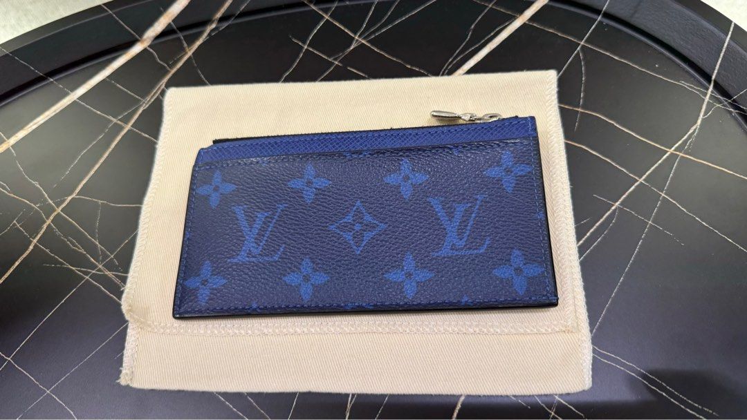 Like New* Louis Vuitton Wallet with Zip Blue Monogram, Luxury