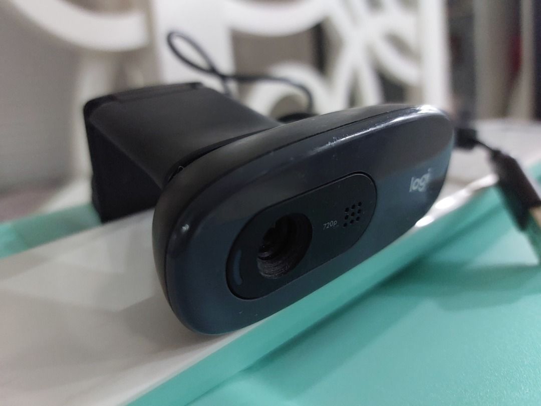 Logitech C270 (Category: Webcams) located in Taguig. Submitted by jollero (Listing ID 1304974227, Image 2). Description: Very good working condition. Used for 2 years and stored for 1 year. No box, just the unit. RFS: I got a Brio 500.