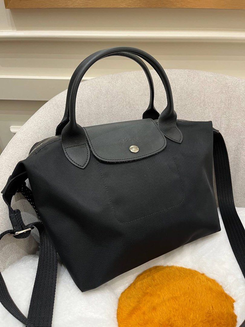 LONGCHAMP LE PLIAGE NEO TOP HANDLE MEDIUM BAG IN BLACK NYLON LEATHER Luxury Bags Wallets on Carousell
