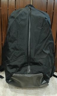 Lululemon xl backpack