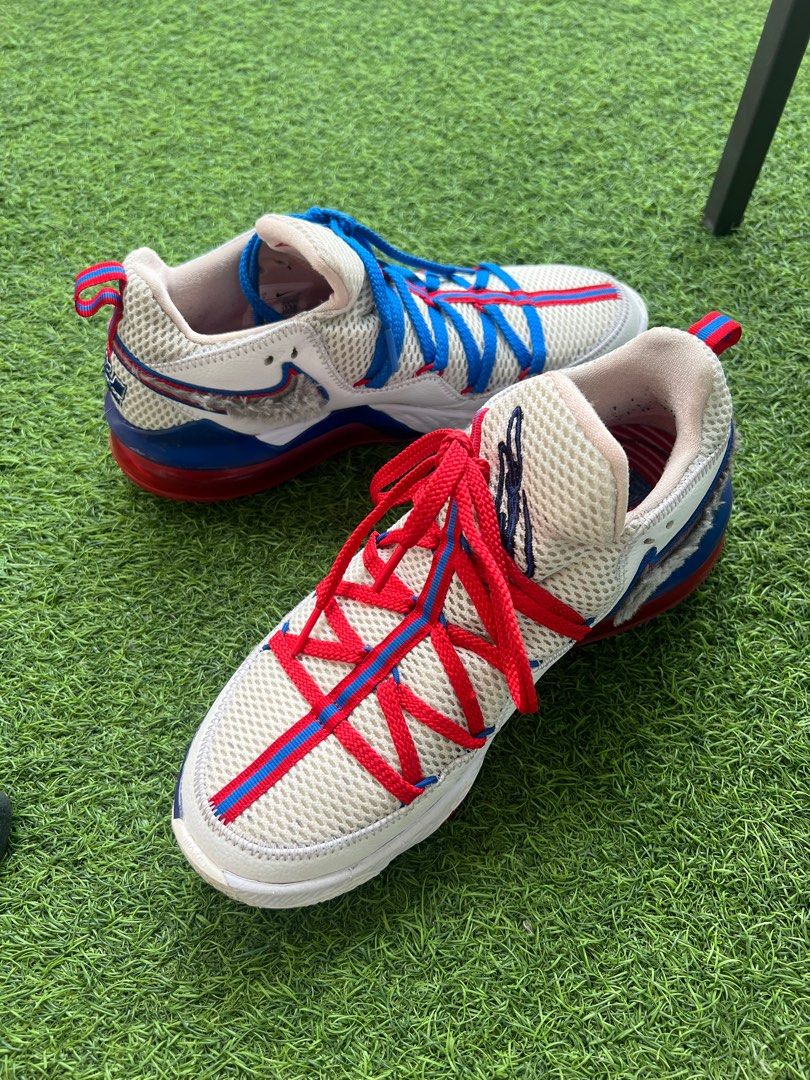 Nike LeBron Tune Squad basketball shoes, Fesyen Pria, Sepatu , Sneakers di Carousell