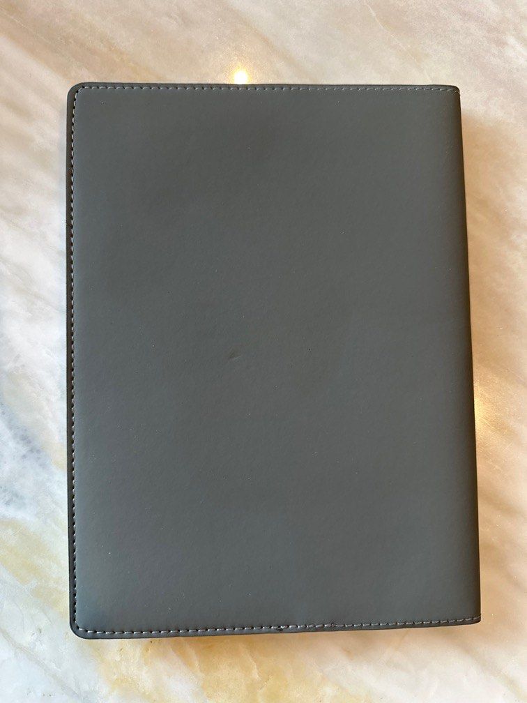 Notebook (Category: Children's Books) located in Singapore. Submitted by ibuygreatstuff (Listing ID 1305055247, Image 3). Description: .