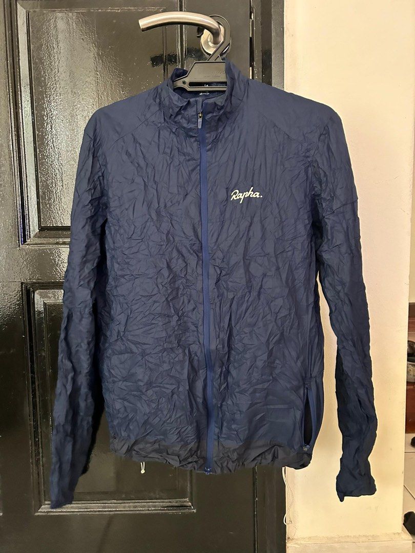 Rapha Explore Lightweight Jacket (Category: Bicycles) located in Subang Jaya. Submitted by iamzugo (Listing ID 1304967770, Image 1). Description: Rapha Explore Lightweight Jacket Size Small.