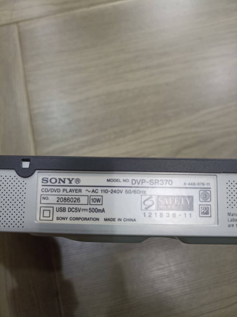 SONY DVPSR370 DVD PLAYER, Hobbies & Toys, Music & Media, CDs & DVDs on