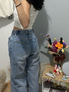 Thrifted vintage light washed jeans