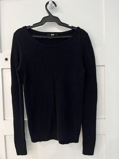 UNIQLO Cashmere and Cotton Blend Black Ribbed Knitted Longsleeves Sweater