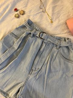 (Category: ) located in . Submitted by jdwdrobe (Listing ID 1305003265, Image 1). Description: .