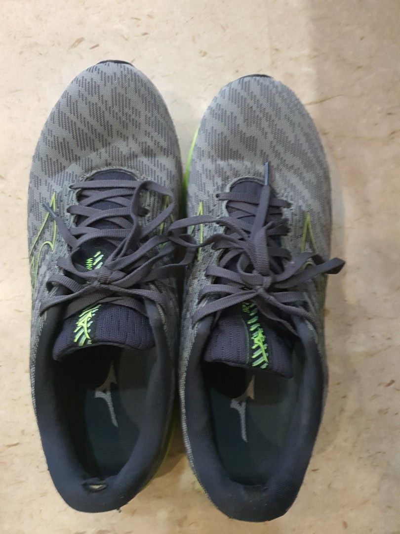 Used Mizuno Wave 26 for sale Men s Fashion Footwear Sneakers on Carousell