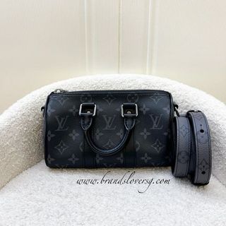 (Category: ) located in . Submitted by brands_lover (Listing ID 1305080855, Image 1). Description: .