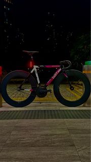 (Category: ) located in . Submitted by wattoput (Listing ID 1305039000, Image 1). Description: .
