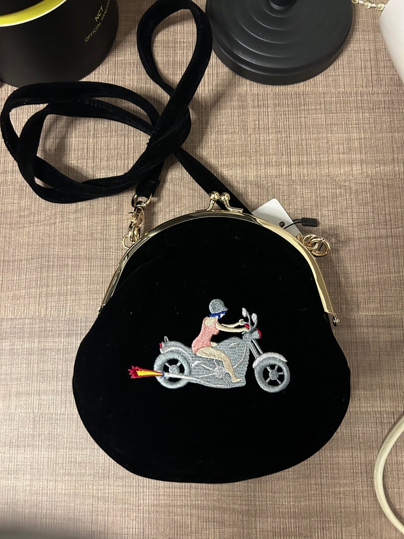 Yizi Store Vintage Velvet crossbody bag